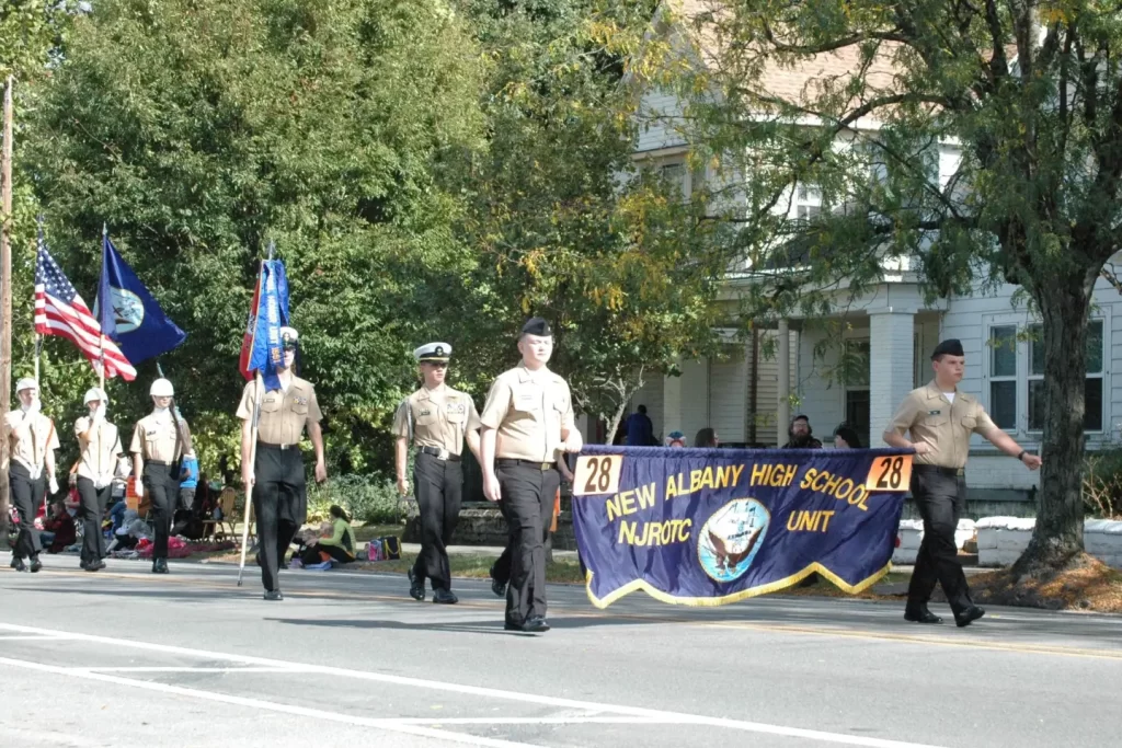 Harvest Homecoming parade ROTC